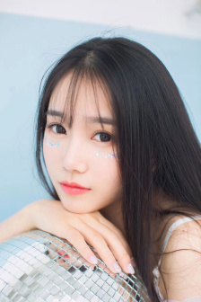 大屁股妇女流出白浆